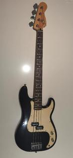Fender Precision Bass, Muziek en Instrumenten, Snaarinstrumenten | Gitaren | Bas, Ophalen, Gebruikt, Elektrisch