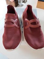 Sneakers  / sportschoenen, Ophalen of Verzenden, Zo goed als nieuw, Sneakers