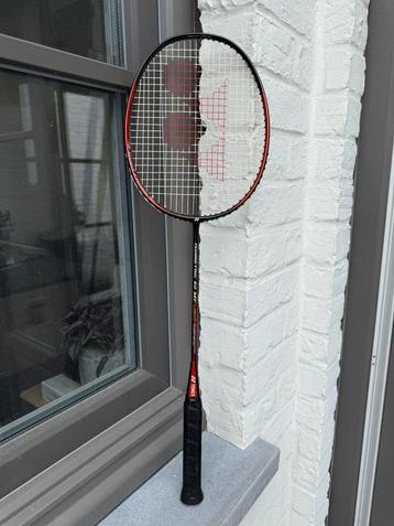 Yonex Isometric 62 full carbon badmintonraket beschikbaar voor biedingen