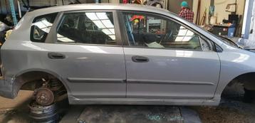 HONDA CIVIC HB PORTIEREN RV+RA BJ 2004 beschikbaar voor biedingen
