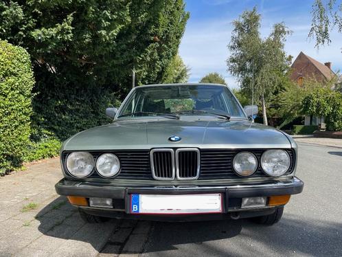 BMW 528i Oldtimer, Auto's, BMW, Particulier, 5 Reeks, ABS, Elektrische buitenspiegels, Metaalkleur, Mistlampen, Radio, Benzine