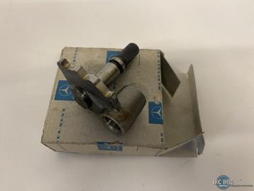 NOS schakelas 3e en 4e versnelling Mercedes W108 W115 etc.