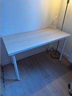 Ikea bureau tafel LAGKAPTEN, Huis en Inrichting, Bureaus, Ophalen, Zo goed als nieuw, Bureau