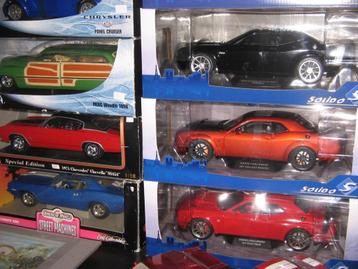 heel veel modelauto's op 1/18 met doos beschikbaar voor biedingen
