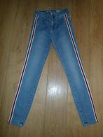 JBC blauwe jeans met strepen (maat 32), Kleding | Dames, Spijkerbroeken en Jeans, JBC, Blauw, Ophalen of Verzenden, W27 (confectie 34) of kleiner