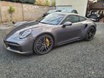 PORSCHE 992 TURBO S MET SLECHTS 9800 KM VAN 2020, Auto's, Automaat, Navigatiesysteem, Grijs, Particulier
