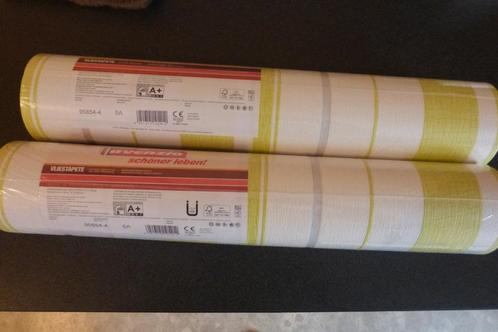 2 rollen behang papier  wit met grijs en groene/ gelestreep, Huis en Inrichting, Stoffering | Behang, Wit, Grijs, Groen, Verzenden