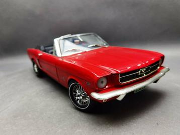 FORD Mustang V8 Cabrio 1964 Red Big Scale 1/12 ERTL Neuve beschikbaar voor biedingen