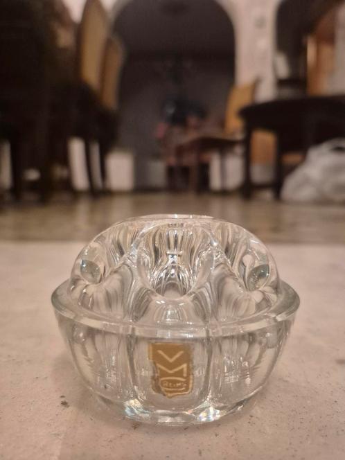 Prachtige bloemenplukker met 9 gaten uit Reims in perfecte s, Antiek en Kunst, Antiek | Glaswerk en Kristal, Ophalen