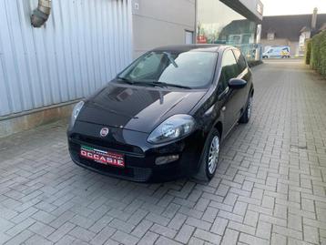 Fiat Punto 1.4 EASY/ Airco/ CD/Parkeersensoren a/ radio beschikbaar voor biedingen