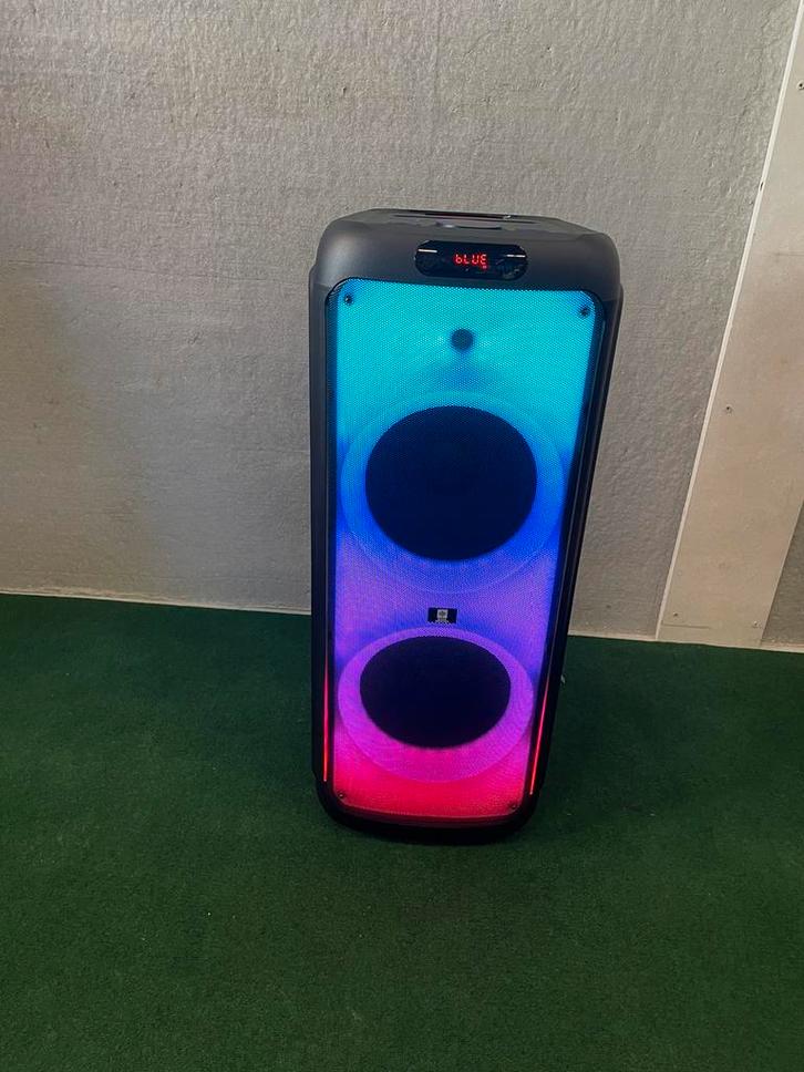 Nieuwe XXL Bassmeister party/karaokespeakers met 2 microfoon, Audio, Tv en Foto, Karaoke-apparatuur, Nieuw, Complete set, Ophalen