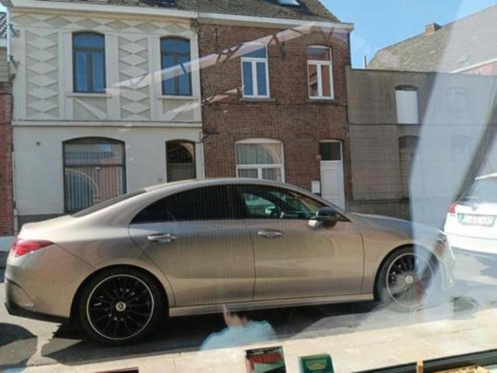 Mercedes CLA180d met een AMG Line en panoramadak, Auto's, Mercedes-Benz, Particulier, GLA, 360° camera, ABS, Achteruitrijcamera