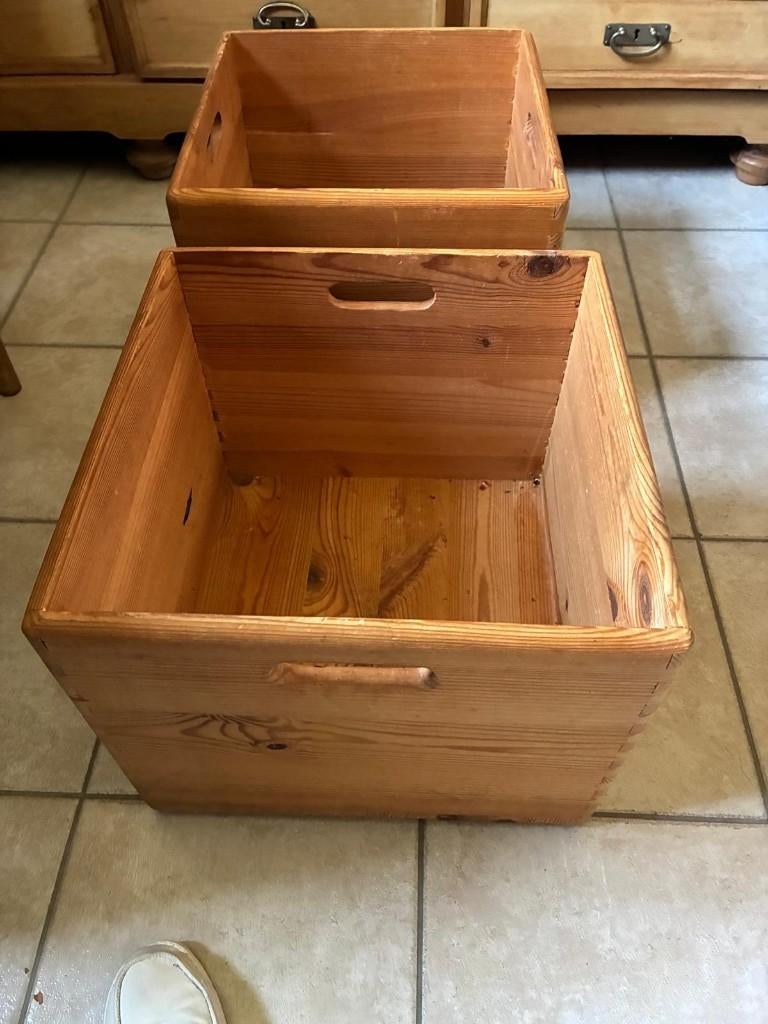 deux bacs de rangement en bois, Moins de 35 cm, Enlèvement, Utilisé, Moins de 50 cm