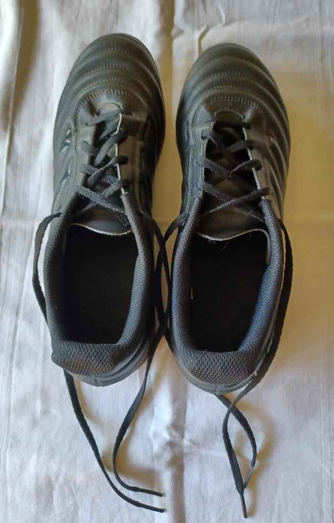 Chaussures de futsal Adidas, Enlèvement ou Envoi, Comme neuf, Adidas, Chaussures de sport