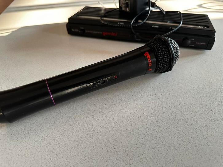 Microfoon set draadloos, TV, Hi-fi & Vidéo, Appareil pour karaoké, Comme neuf, Enlèvement