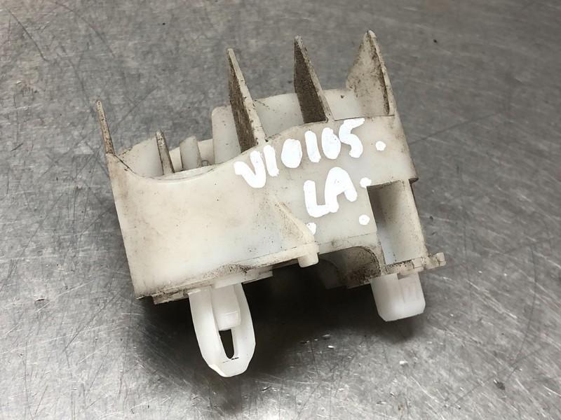 SUPPORT PARE-CHOCS ARRIÈRE GAUCHE Toyota Yaris III (P13), Autos : Pièces & Accessoires, Utilisé, Toyota