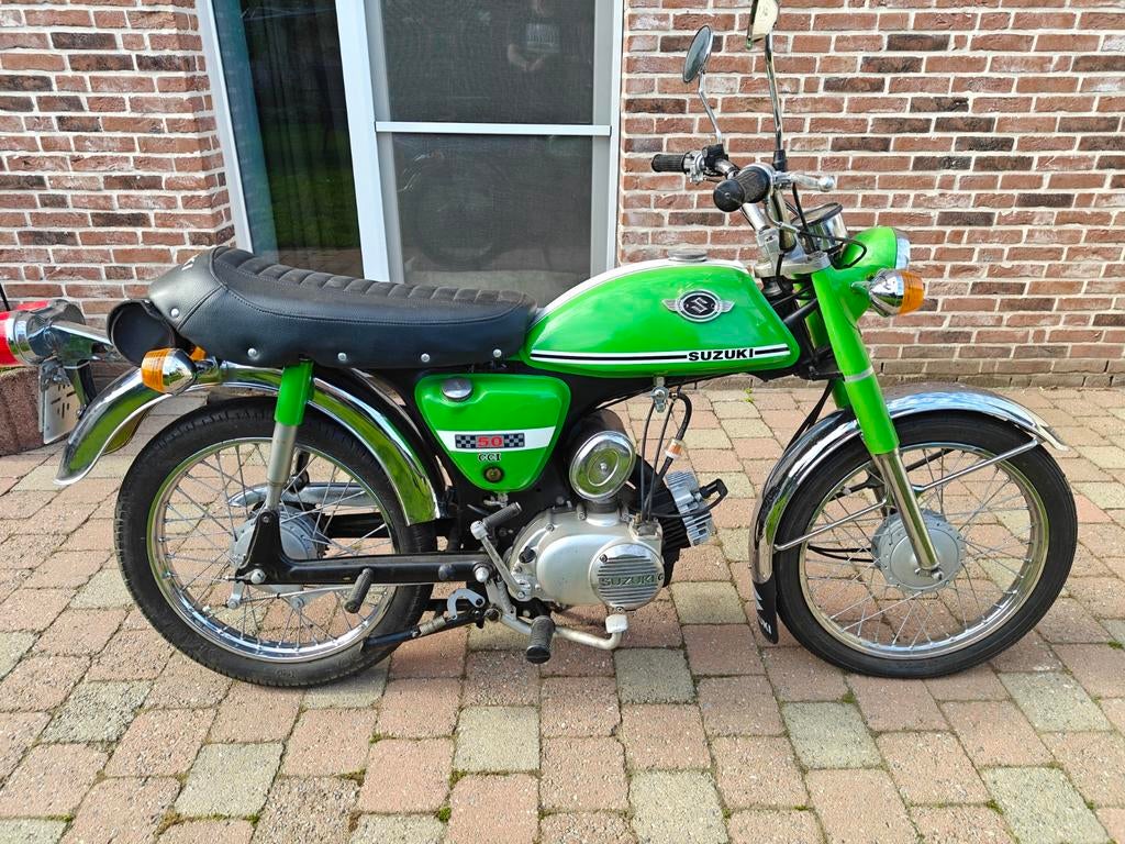 Suzuki ac50 1972 GERESEVEERD TOT DONDERDAG, Vélos & Vélomoteurs, Cyclomoteurs | Oldtimers & Ancêtres, Enlèvement
