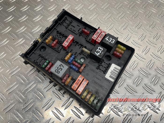 Boîte à fusibles d'un Audi A3, Autos : Pièces & Accessoires, -, 3 mois de garantie, Audi, Utilisé