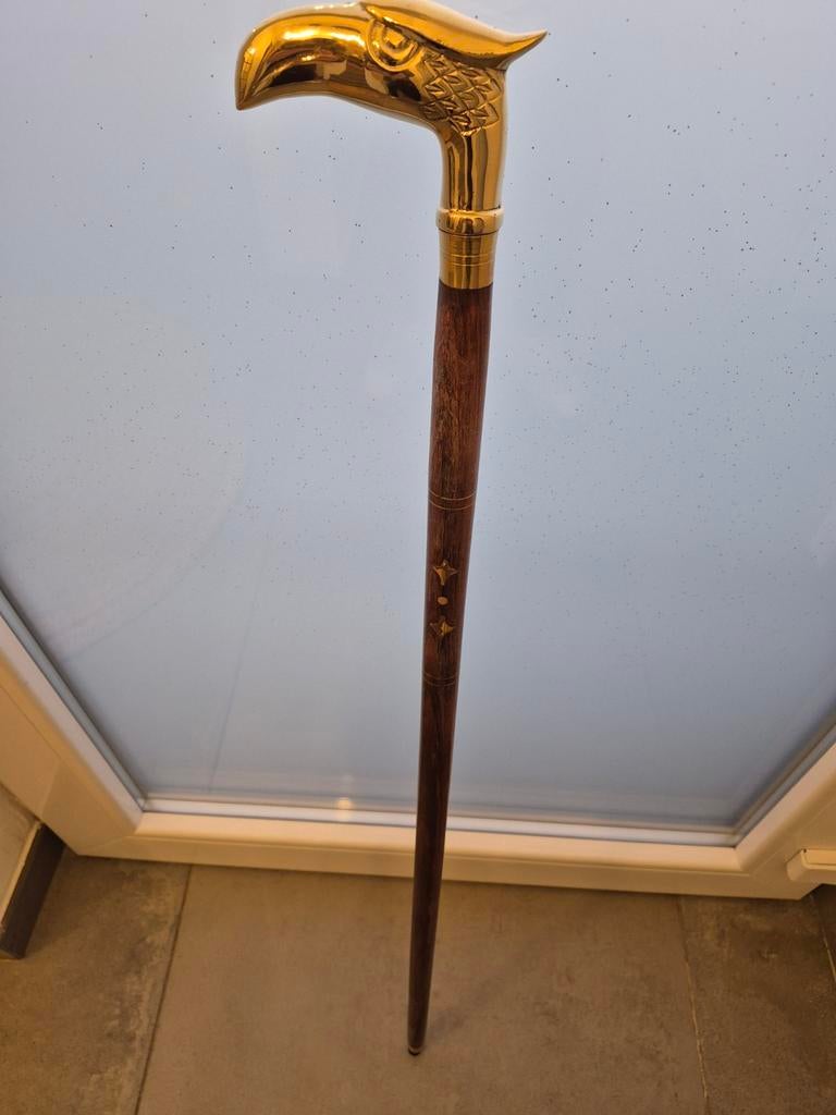 Houten wandelstok met stalen punt 17€, Ophalen