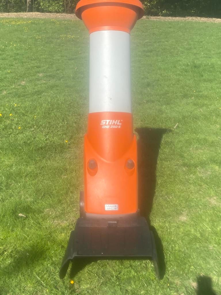 Stihl hakselaar GHE 250 S, Jardin & Terrasse, Déchiqueteurs, Enlèvement, Comme neuf, Électrique