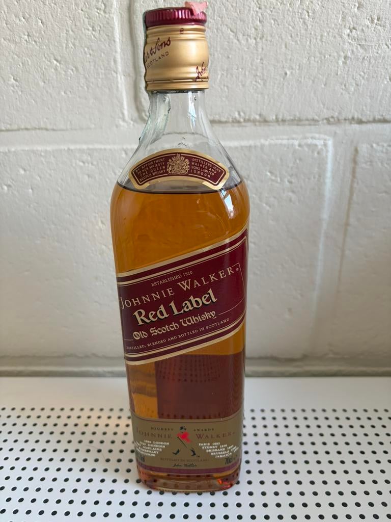 Johnnie Walker Red Label 80s (Old Scotch whisky), Collections, Enlèvement ou Envoi, Neuf