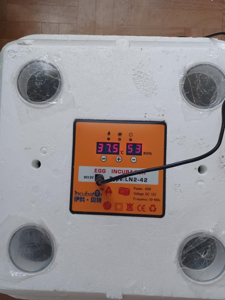 Incubator Type:LN2-42, Dieren en Toebehoren, Ophalen of Verzenden, Broedmachine