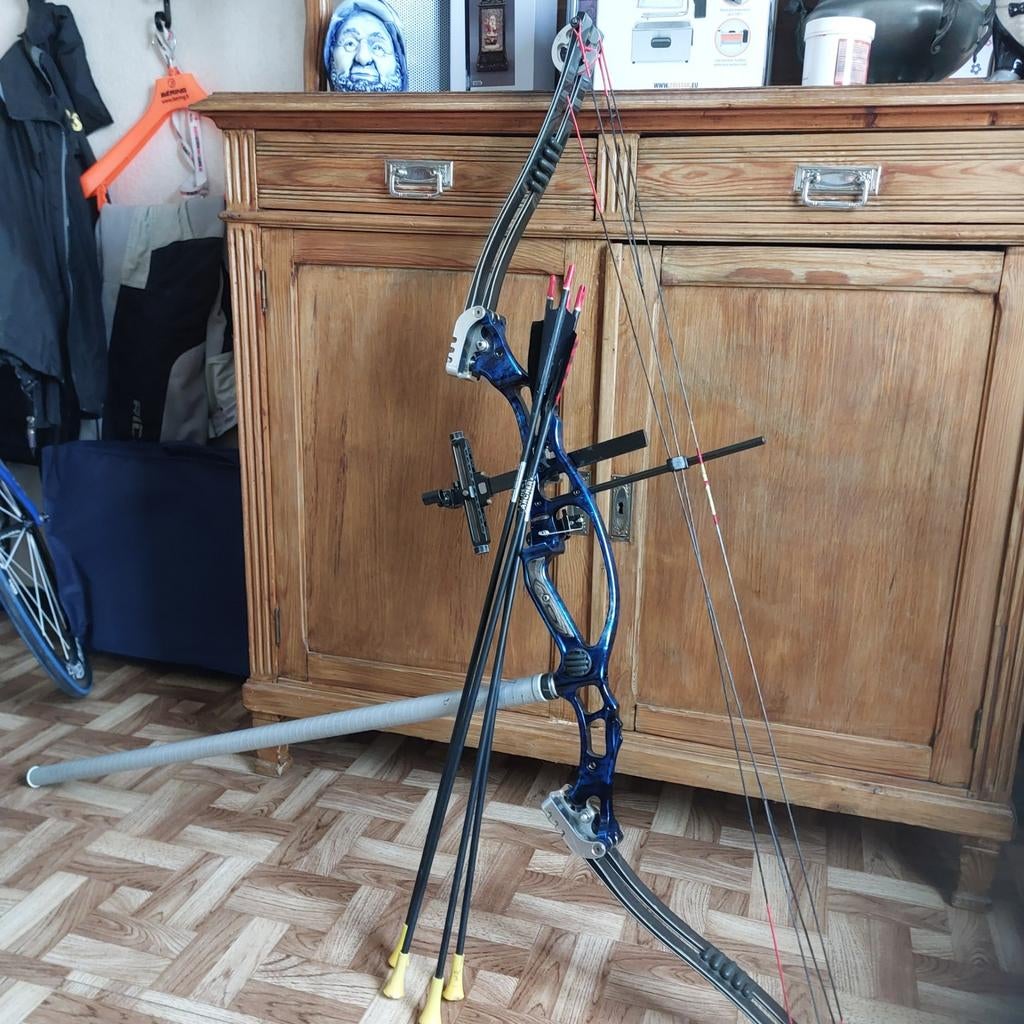 Boog te koop Hoyt, Ophalen of Verzenden