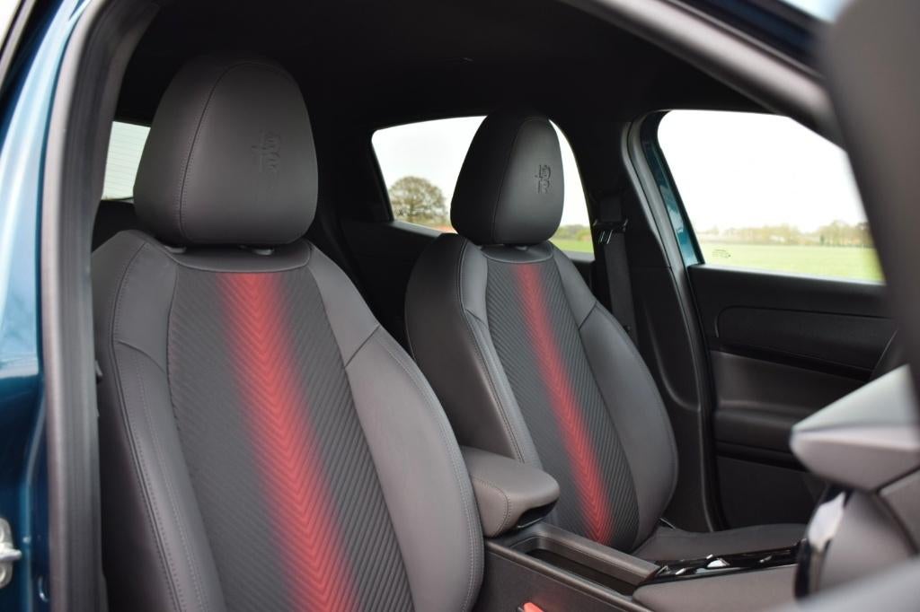 Alfa Romeo Junior Speciale Hybrid, CarPlay/ACC/Camera/Massag, Auto's, Alfa Romeo, https://public.car-pass.be/vhr/7f8db45a-095a-494d-b829-f0b123d83151