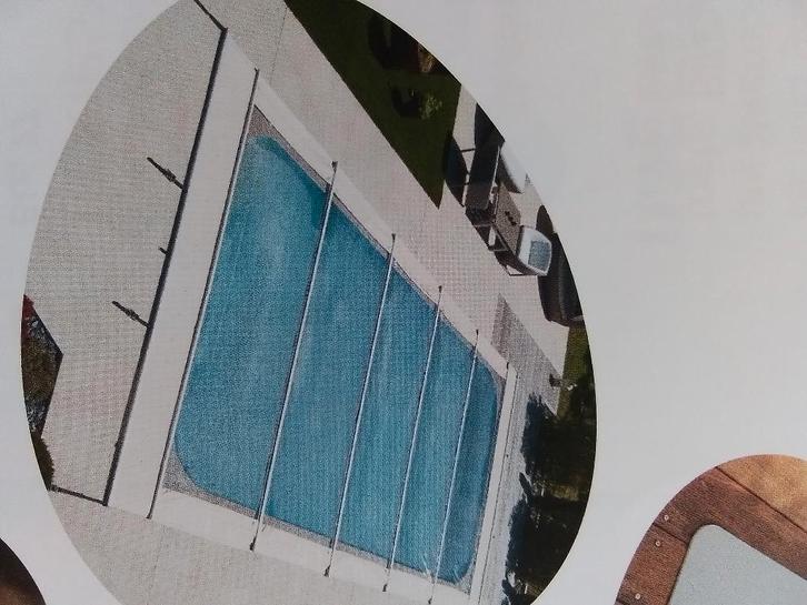 bâche, Jardin & Terrasse, Accessoires de piscine, Comme neuf, Couverture de piscine, Enlèvement