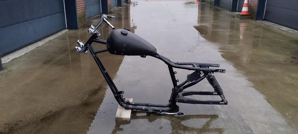 Eigenbouw kenteken 883 sportster chopper bobber Caferacer, Chopper, 2 cylindres, Manuelle, Neuf