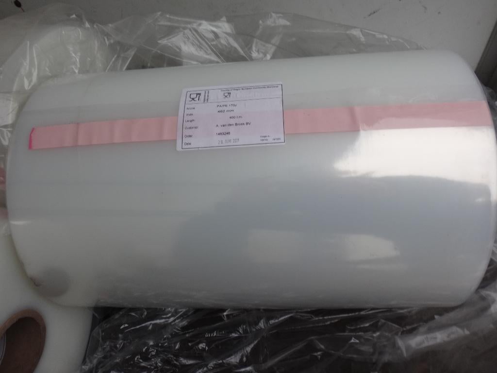 Rouleau de plastique alimentaire neuf, Enlèvement