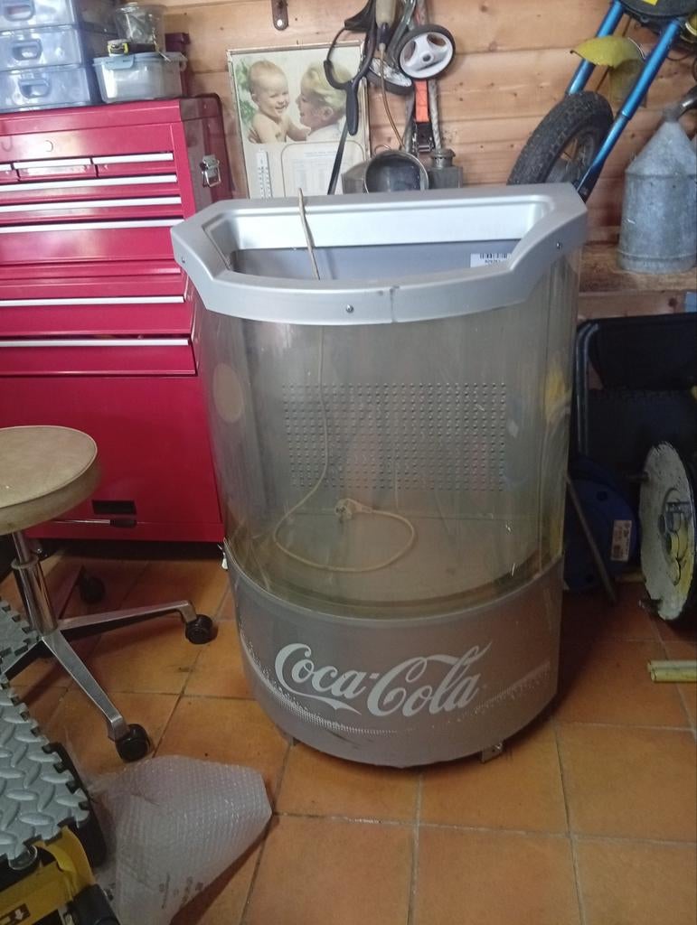 Ijskast frigo Coca Cola in  perfecte werkende staat, Elektronische apparatuur, Koelkasten en IJskasten, Ophalen