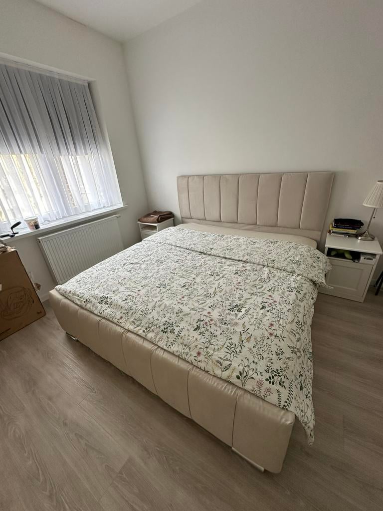Lit complet 180x200 sommier et matelas inclus, Enlèvement, Comme neuf, Deux personnes