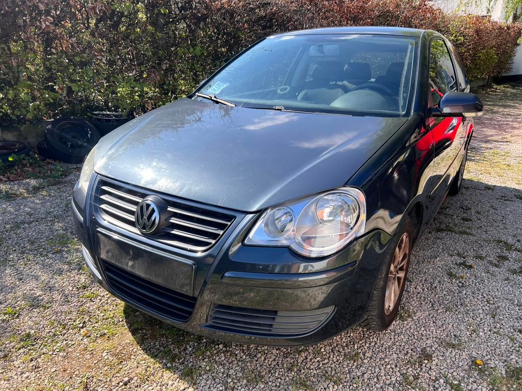 VW polo 2007 benzine 207000km, Auto's, Volkswagen, Stof, 1198 cc, Bedrijf, Grijs