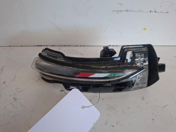 Feu clignotant de miroir gauche d'un Alfa Romeo Tonale, -, 3 mois de garantie, Utilisé, Alfa Romeo