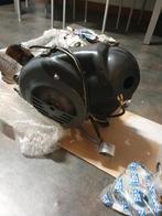 Herbouwde Vespa primavera VMA2-motor., Ophalen