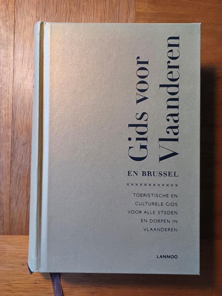Gids voor Vlaanderen en Brussel, Boeken, Reisgidsen, Zo goed als nieuw, Ophalen of Verzenden