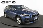 BMW X2 25E A xDRIVE - CAMERA - HEAD UP - VERWARMDE ZETELS -, Auto's, Bedrijf, 5 zetels, 5 deurs, Hybride Elektrisch/Benzine