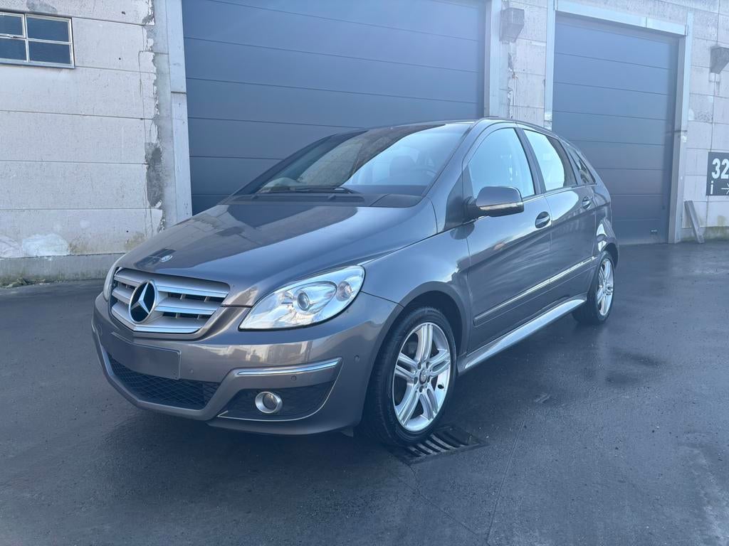 Mercedes B 180Cdi Automaat!!!, Auto's, Mercedes-Benz, Euro 5, Monovolume, Zwart, 4 cilinders