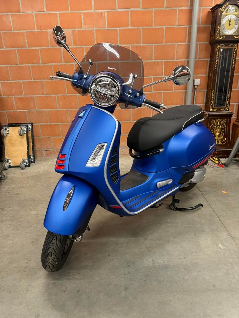 Vespa 300 gts super sport, Vélos & Vélomoteurs, Scooters | Vespa, Enlèvement, Comme neuf