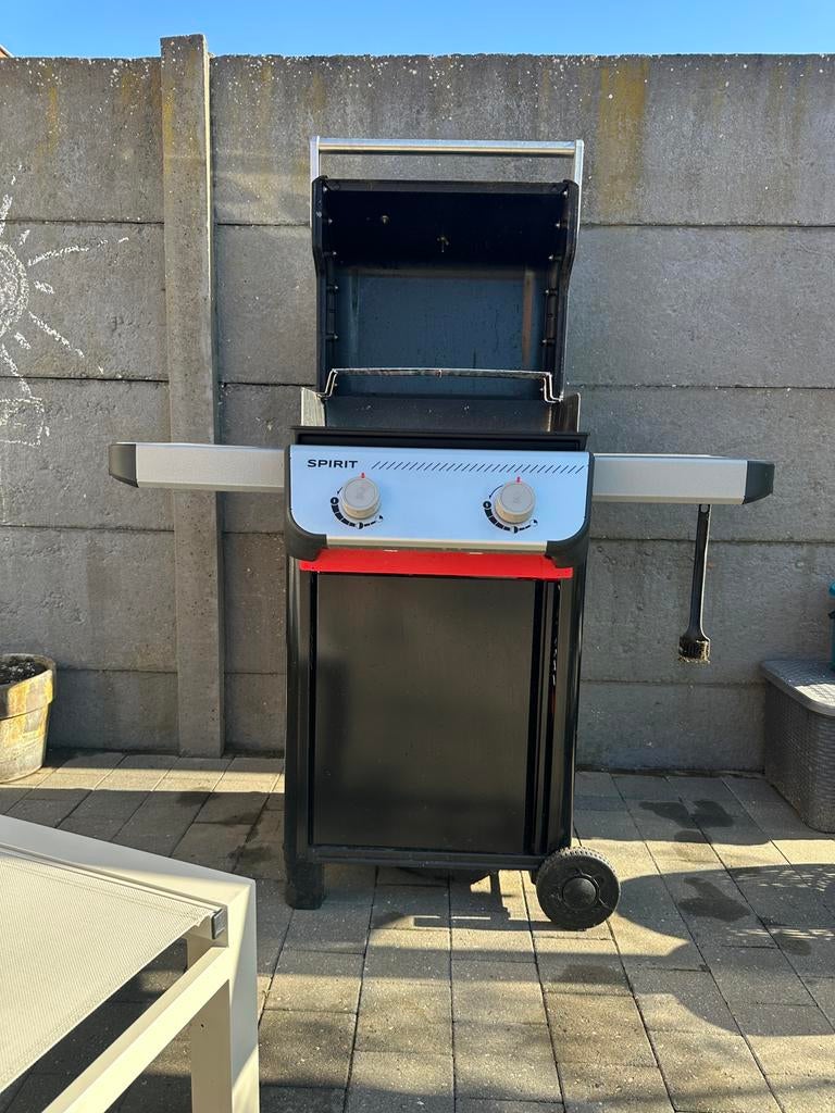 BBQ WEBER - SPIRIT E-210, Jardin & Terrasse, Barbecues à gaz, Enlèvement, Utilisé