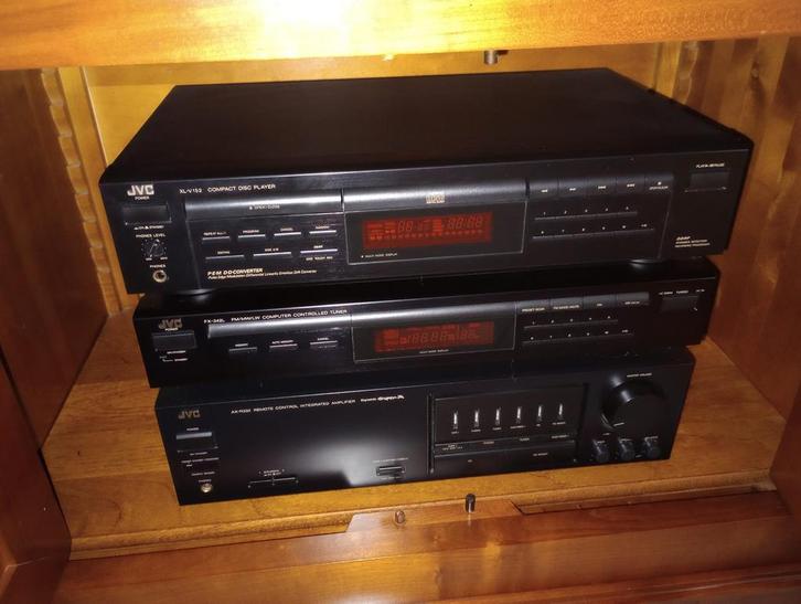Complete Vintage JVC HiFi Set: Versterker+CD+Tuner+Boxen, TV, Hi-fi & Vidéo, Chaîne Hi-fi, Comme neuf, Lecteur CD, JVC, Composants en vrac