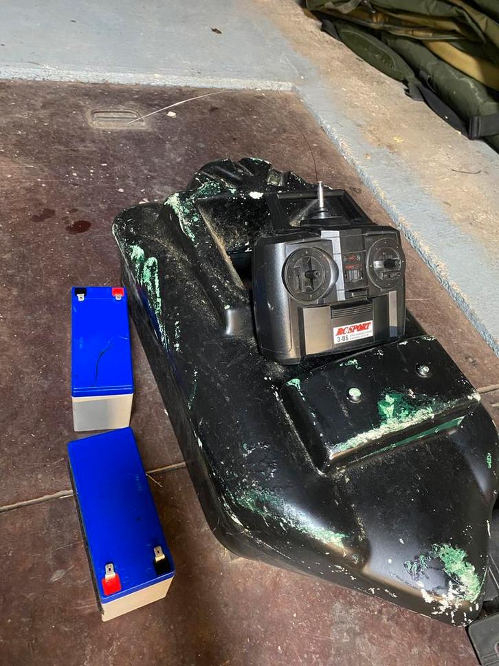 Viper Legacy voerboot inclusief dieptemeter en tripod, Watersport en Boten, Hengelsport | Karpervissen, Gebruikt, Complete set