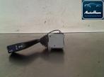 COMMUTATEUR CLIGNOTANT Opel Vectra B Caravan (31), Utilisé, Opel
