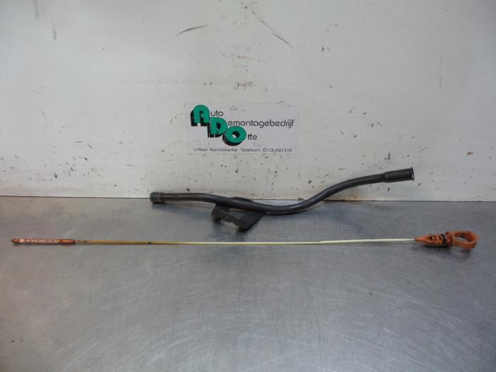 Jauge d'huile d'un Peugeot 207 (207 06-), Autos : Pièces & Accessoires, Moteurs & Accessoires, Peugeot, Utilisé, 3 mois de garantie