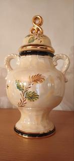 Vase H. Bequet, Enlèvement