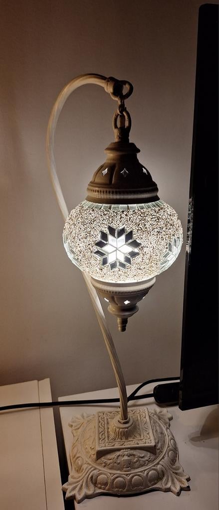 2 handgemaakte oosterse bedlampjes met een warme sfeer, Ophalen