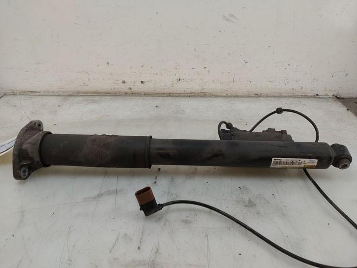 AMORTISSEUR ARRIÈRE GAUCHE Mercedes-Benz C (W205), Autos : Pièces & Accessoires, Suspension & Châssis, Mercedes-Benz, Utilisé