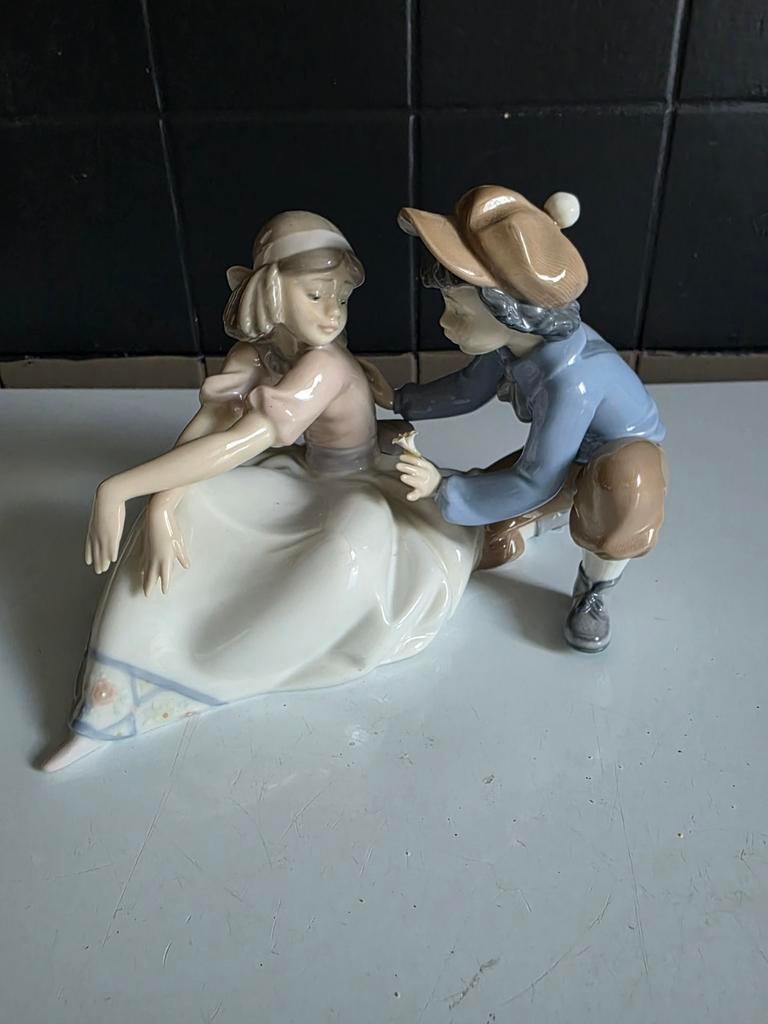 For me? Lladro. Regino Torrijos, Ophalen of Verzenden