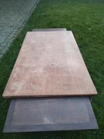 Houten bureau, Ophalen